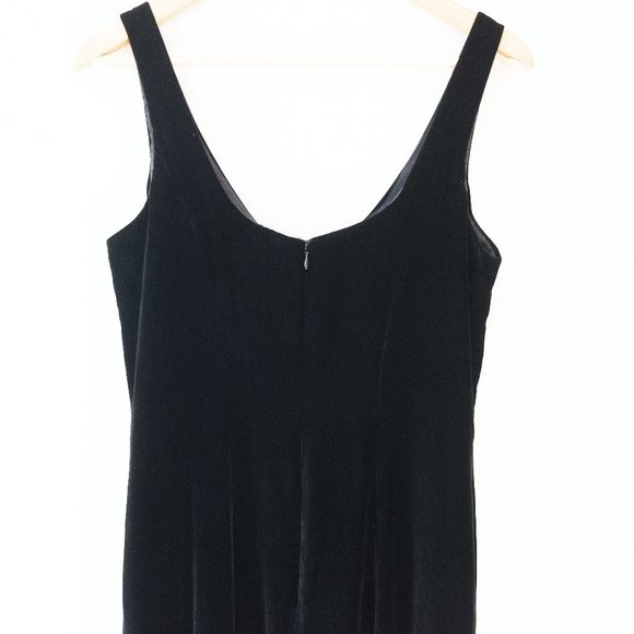 The Limited Black Velvet Midi Dress - Picture 4 of 4